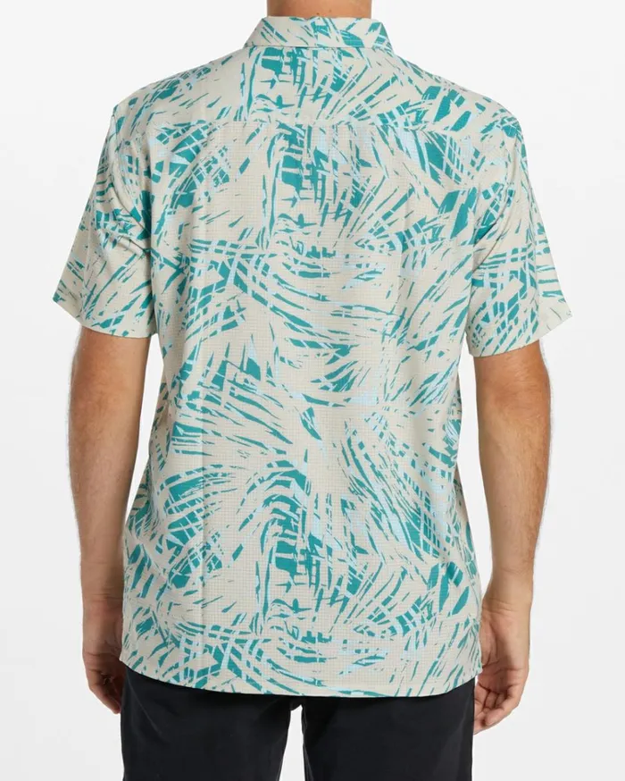 ADiv Surftrek Perf Short Sleeve Shirt Chino Men Billabong TShirts