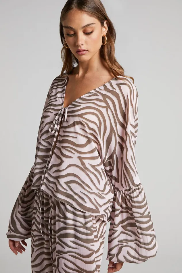 Aegir Blouse 8211 Tie Front Drop Sleeve Blouse In Wild Zebra Women Showpo Tops