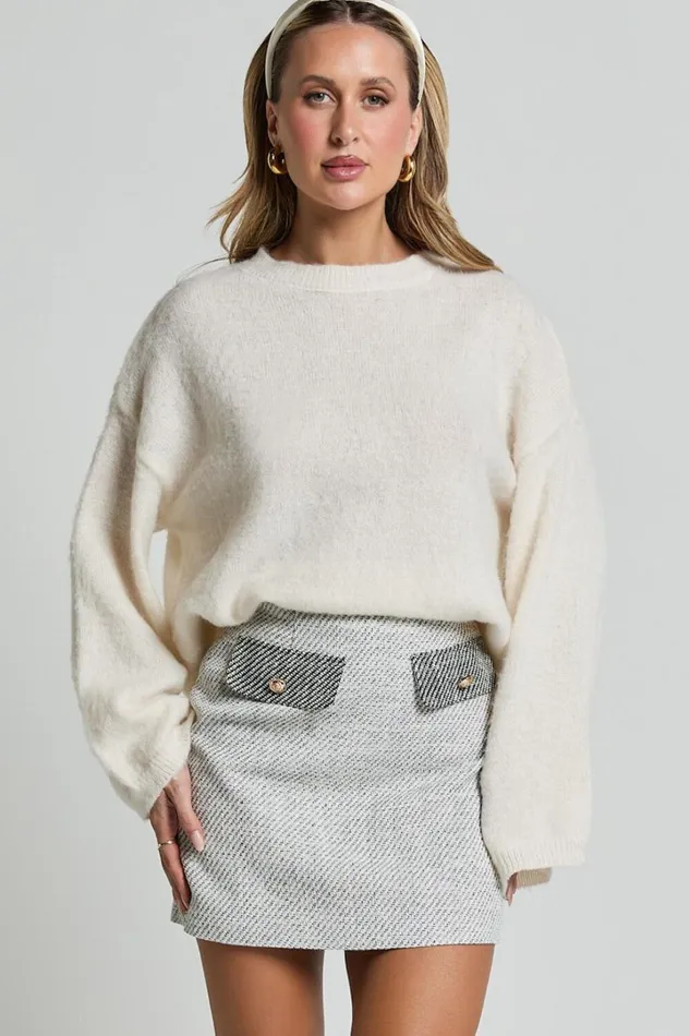 Alfie Jumper 8211 Crew Neck Relaxed Fluffy Knit Jumper In Cream Women Showpo Sweaters and Cardigans