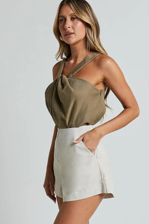Avayah Top 8211 Linen Look Twist Halter Neck In Dark Olive Women Showpo Tops