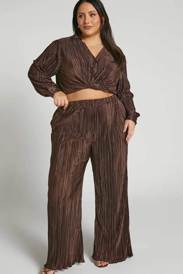 Beca Pants 8211 High Waisted Plisse Flared Pants In Chocolate Women Showpo Curve Clothes