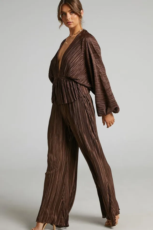Beca Pants 8211 High Waisted Plisse Flared Pants In Chocolate Women Showpo Curve Clothes