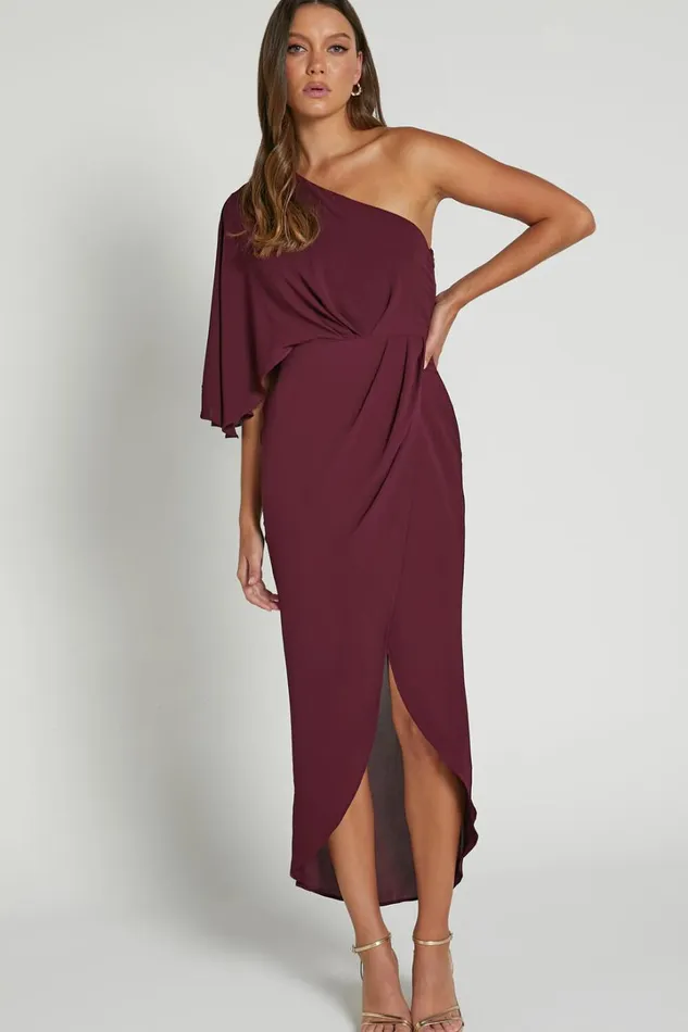 Belmira Midi Dress 8211 One Shoulder Asymmetrical Short Sleeve Split Dress In Merlot Women Showpo Dresses