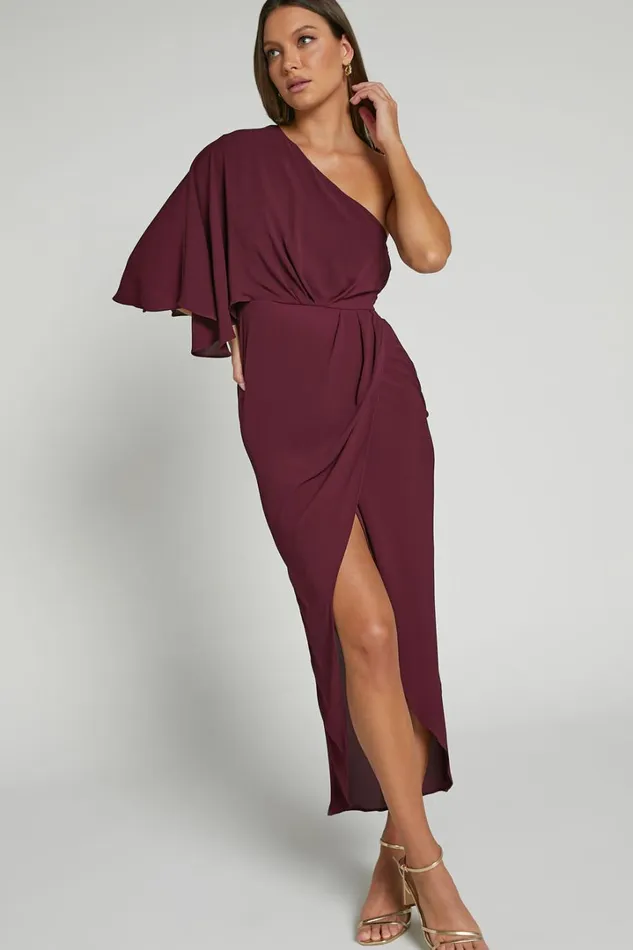 Belmira Midi Dress 8211 One Shoulder Asymmetrical Short Sleeve Split Dress In Merlot Women Showpo Dresses