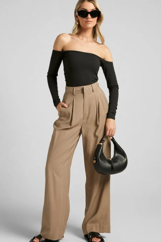 Celerina Top 8211 Off The Shoulder Straight Neck Long Sleeve In Black Women Showpo Loungewear Celerina Top 8211 Off The Shoulder Straight Neck Long Sleeve In Black Women Showpo Loungewear