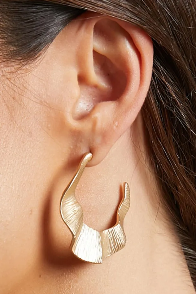 Celynna Earrings 8211 Wavy Half Hoop Earrings In Gold Women Showpo Earrings