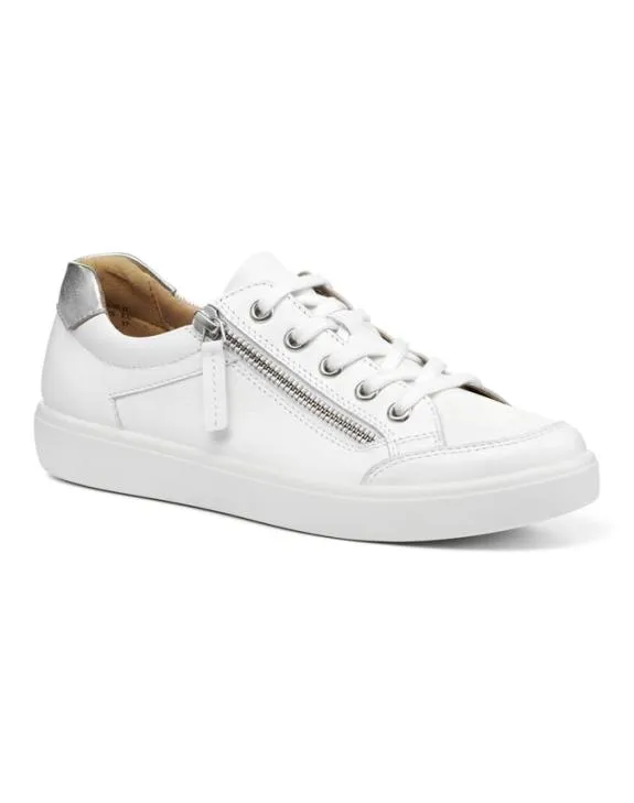 Chase II Trainers White Women Hotter Smart Trainers