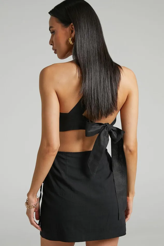 Chevy Mini Skirt 8211 Wrap Skirt In Black Women Showpo Skirts