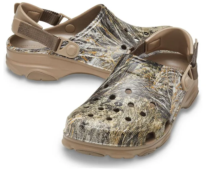 Crocs Classic AllTerrain Mossy Oak Brush Clog Khaki WomensMens Clogs