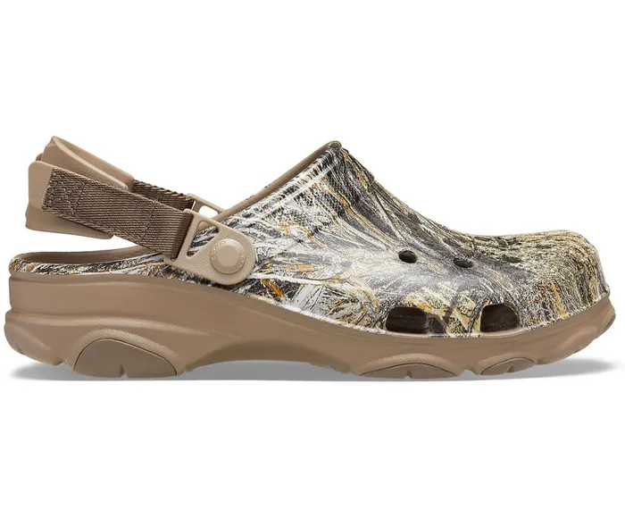 Crocs Classic AllTerrain Mossy Oak Brush Clog Khaki WomensMens Clogs