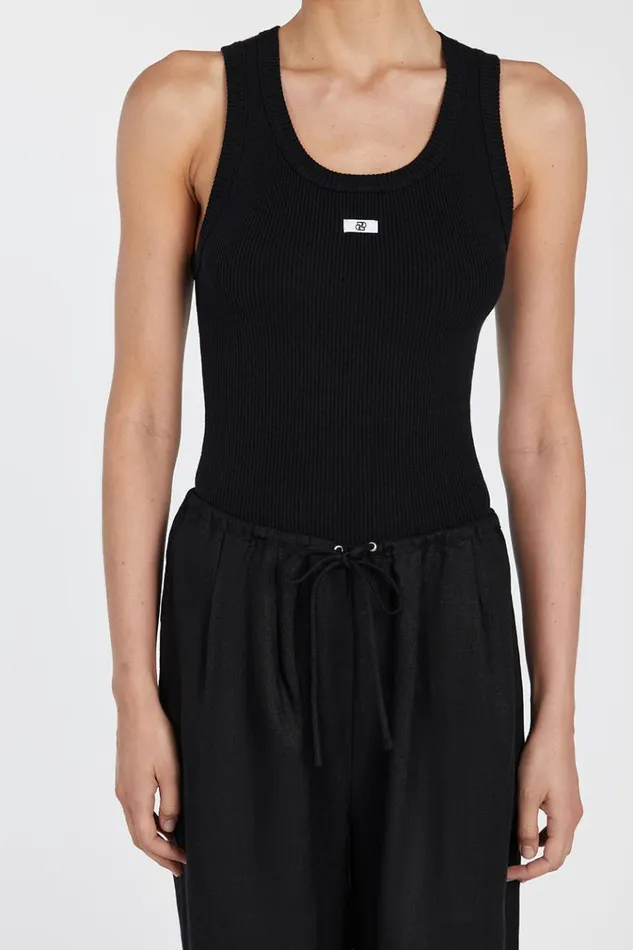 DISSH Tanks SIGNATURE BLACK TANK 8211 Women