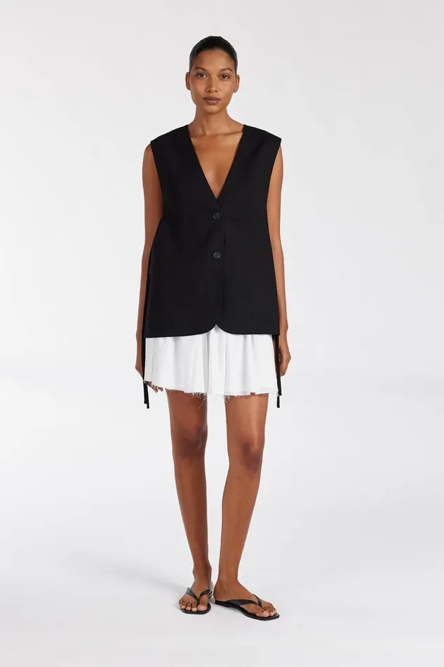 DISSH Vests LISE BLACK LOW CUT VEST 8211 Women