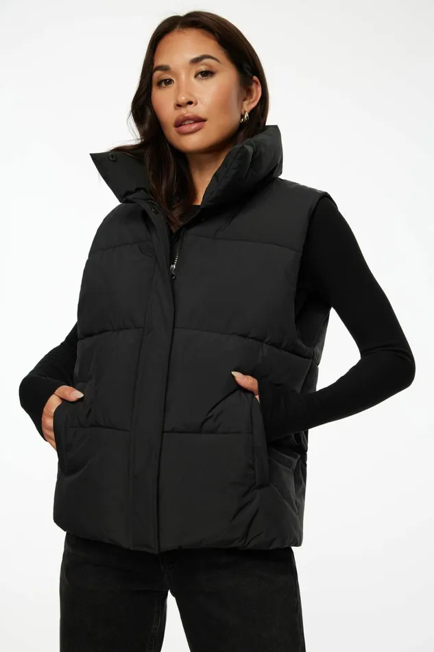 Dynamite Coats and Jackets Women Quilted Puffer Vest BLACK