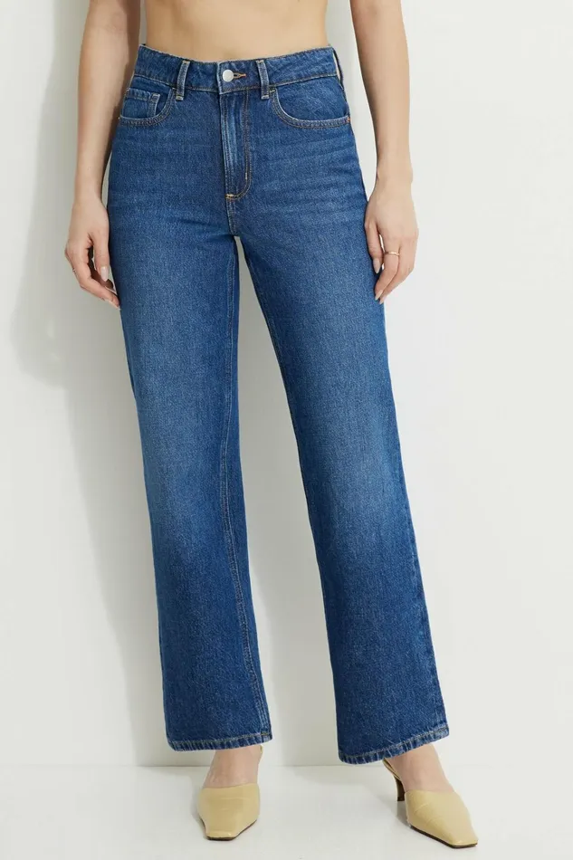 Dynamite Jeans and Denim Women Justina Straight Jeans Blue
