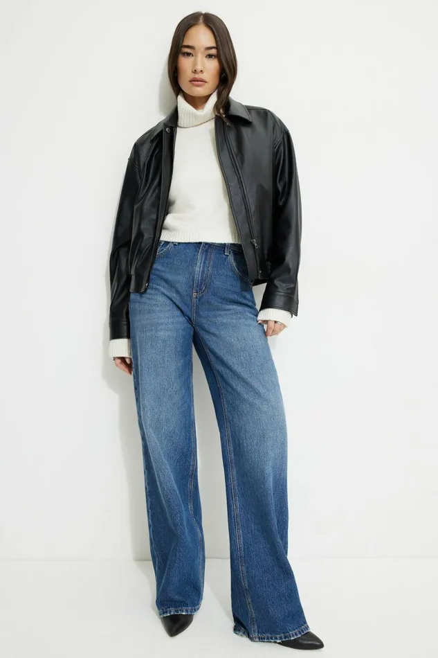 Dynamite Sweaters and Cardigans Women Heavenlyarn Cropped Turtleneck Sweater Beige