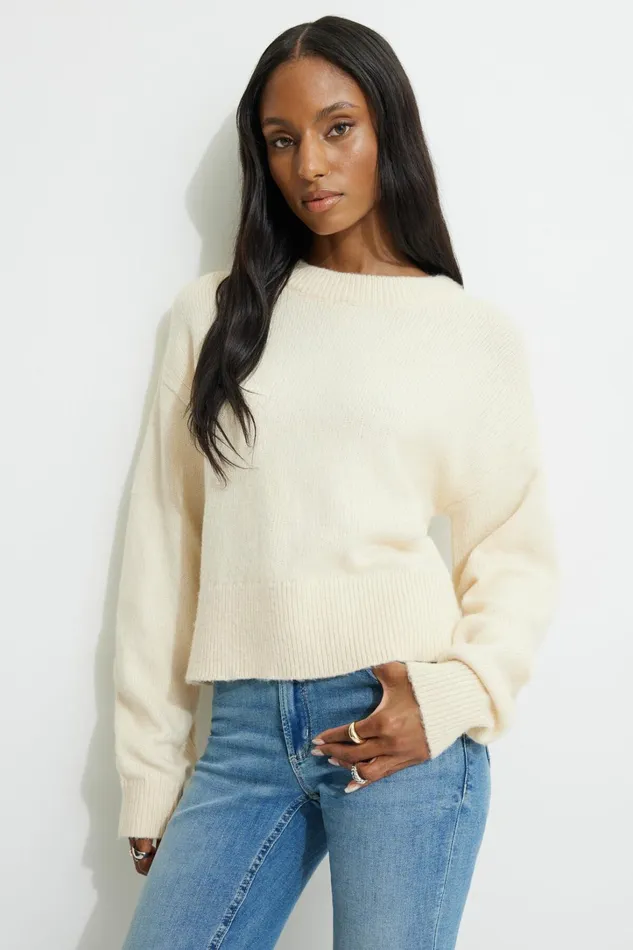 Dynamite Tops Women Relaxed Crewneck Sweater Beige