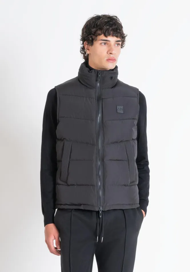 Field Jackets And Coats Men Antony Morato Black Regular Fit Sleeveless Down Jacket With Dupont Sorona Synthetic Padding Black Field Jackets And Coats Men Antony Morato Black Regular Fit Sleeveless Down Jacket With Dupont Sorona Synthetic Padding Black