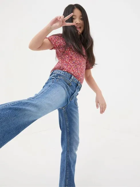 Girls Fatface Jeans and Leggings Blue Flared Denim Jeans Girls Fatface Jeans and Leggings Blue Flared Denim Jeans