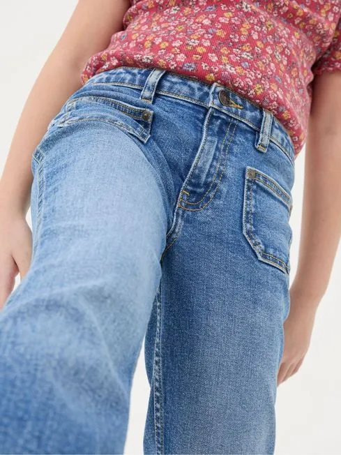 Girls Fatface Jeans and Leggings Blue Flared Denim Jeans Girls Fatface Jeans and Leggings Blue Flared Denim Jeans