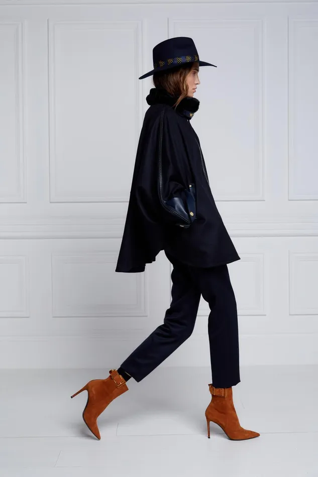 Holland Cooper Tailoring Women Chiltern Cape Soft Navy
