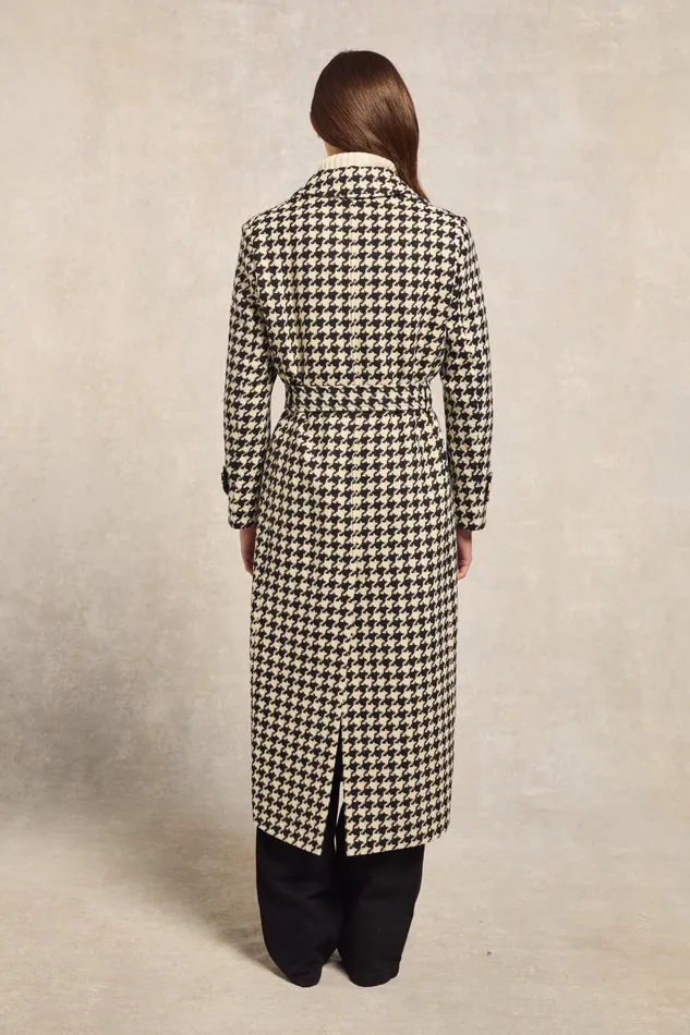 Holland Cooper Tailoring Women Wrap Coat Large Scale Houndstooth