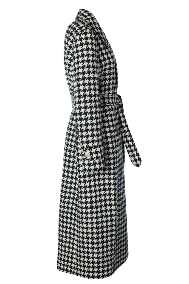 Holland Cooper Tailoring Women Wrap Coat Large Scale Houndstooth