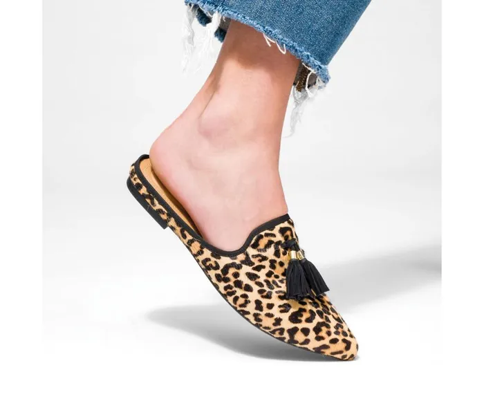 Hush Puppies Flats and SlipOns Women Sadie Tassel Mule Leopard Calf Hair