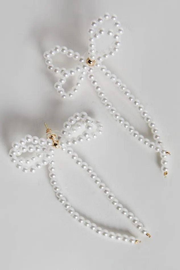 Jenny Earrings 8211 Ribbon Pearl Statement Earrings In White Women Showpo Earrings