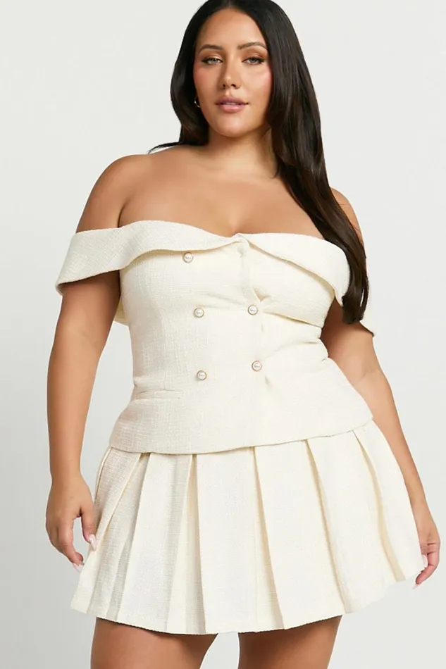 Maggie Top 8211 Off Shoulder Boucle Vest In Cream Women Showpo Curve Clothes