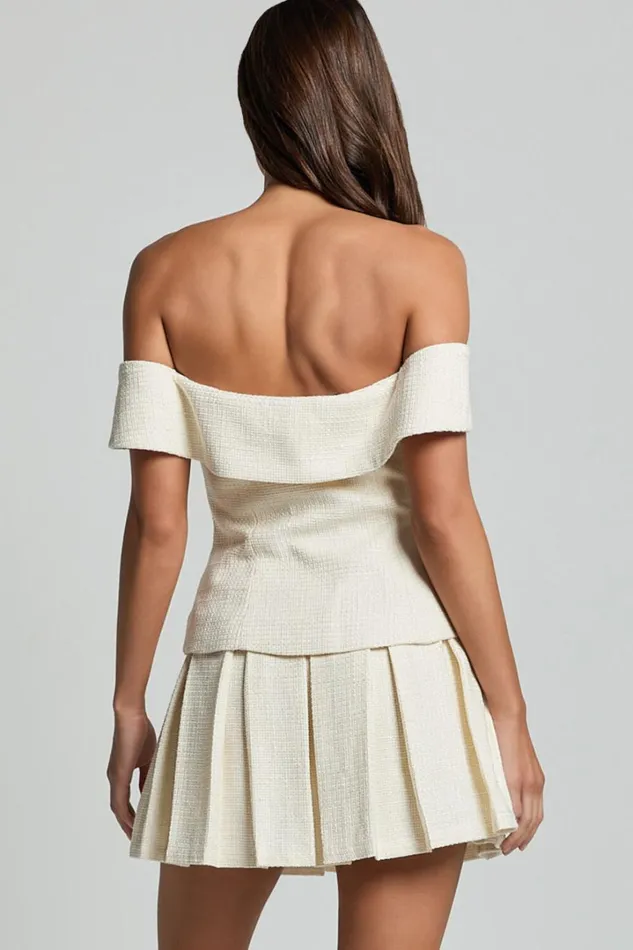 Maggie Top 8211 Off Shoulder Boucle Vest In Cream Women Showpo Curve Clothes