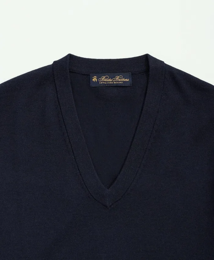 Men Fine Merino Wool VNeck Sweater Navy Brooks Brothers Sweaters