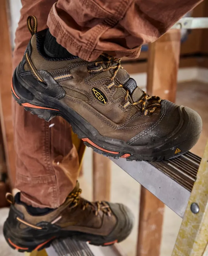 Men KEEN Work Boots and Shoes Braddock Low Work Boots 8211 Waterproof and Soft Toe Boots Men KEEN Work Boots and Shoes Braddock Low Work Boots 8211 Waterproof and Soft Toe Boots