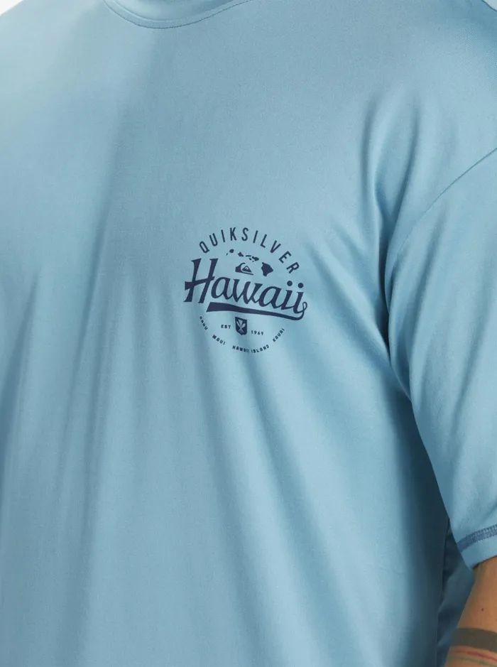 Men Quiksilver Rashguards Hawaii Big Bite UPF 50 Short Sleeve Surf Tee Delphinium Blue Men Quiksilver Rashguards Hawaii Big Bite UPF 50 Short Sleeve Surf Tee Delphinium Blue