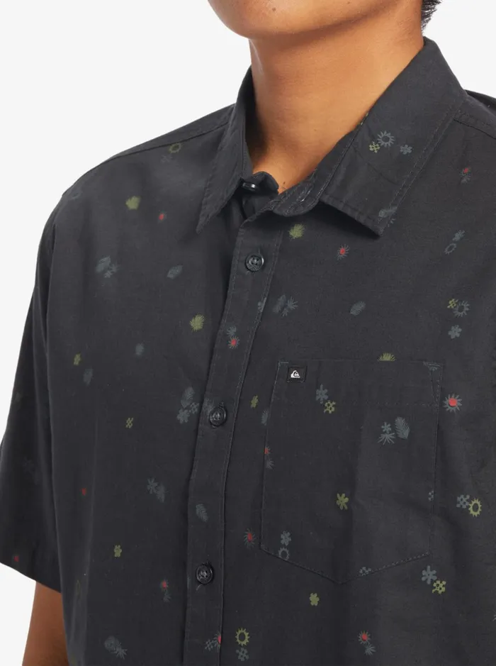 Men Quiksilver Shirts and Polos Peaceful Rave Short Sleeve Shirt Tarmac Peaceful Rave Ss Men Quiksilver Shirts and Polos Peaceful Rave Short Sleeve Shirt Tarmac Peaceful Rave Ss
