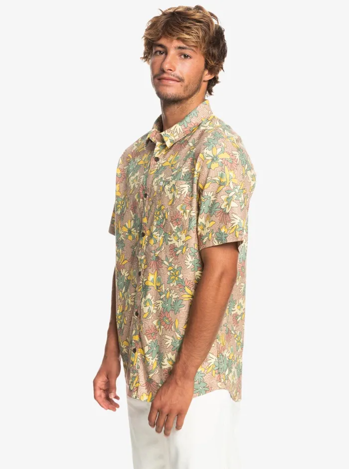 Men Quiksilver Shirts and Polos Sunday Stroll Stretch Short Sleeve Shirt Golden Rod Sunday Stroll