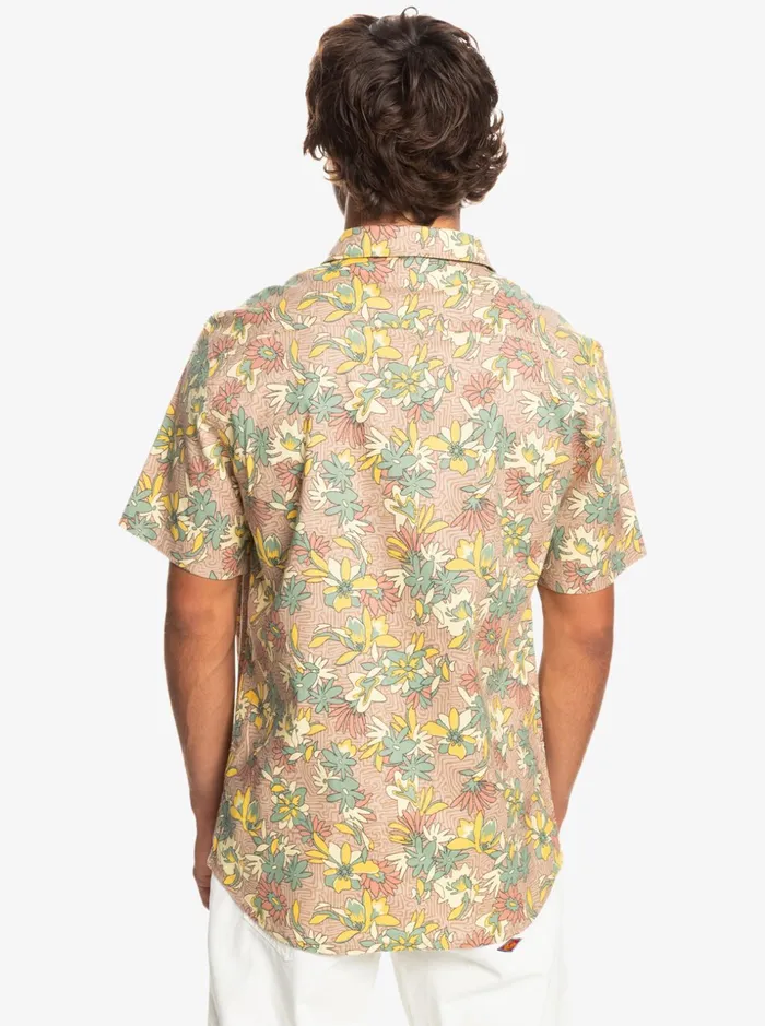 Men Quiksilver Shirts and Polos Sunday Stroll Stretch Short Sleeve Shirt Golden Rod Sunday Stroll