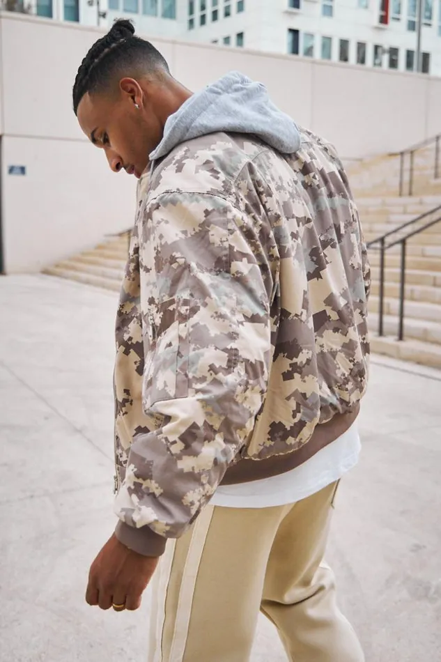 Men Veste BiMatire Capuche Camouflage Beige Beige Brentiny Paris Jackets