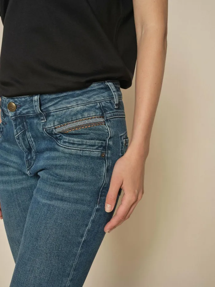 MOS MOSH Jeans Women MMNaomi Delta Jeans Blue MOS MOSH Jeans Women MMNaomi Delta Jeans Blue