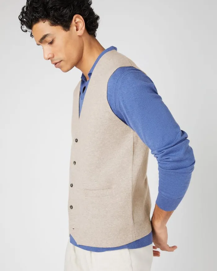 NPeal Gilets and Waistcoats Men Chelsea Cashmere Waistcoat Oatmeal Brown