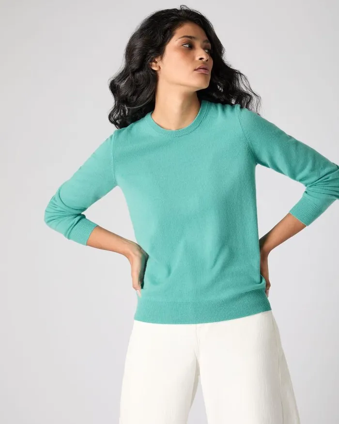 NPeal Jumpers Women Evie Classic Round Neck Cashmere Jumper Opal Green