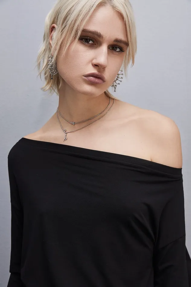 Patrizia Pepe Black Essential Long Sleeved T Shirt Nero Apparel Tops