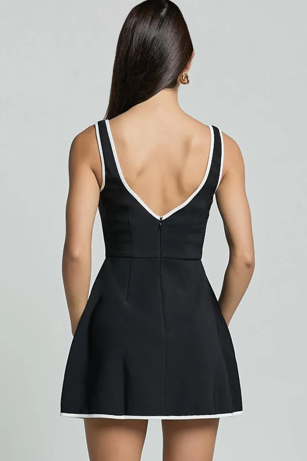 Pauline Mini Dress 8211 Contrast Square Neck Fit And Flare Dress In Black Women Showpo Dresses