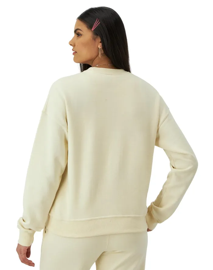 Powerblend Crewneck Sweatshirt Script Logo Fresh Tan Women Champion Hoodies and Sweatshirts