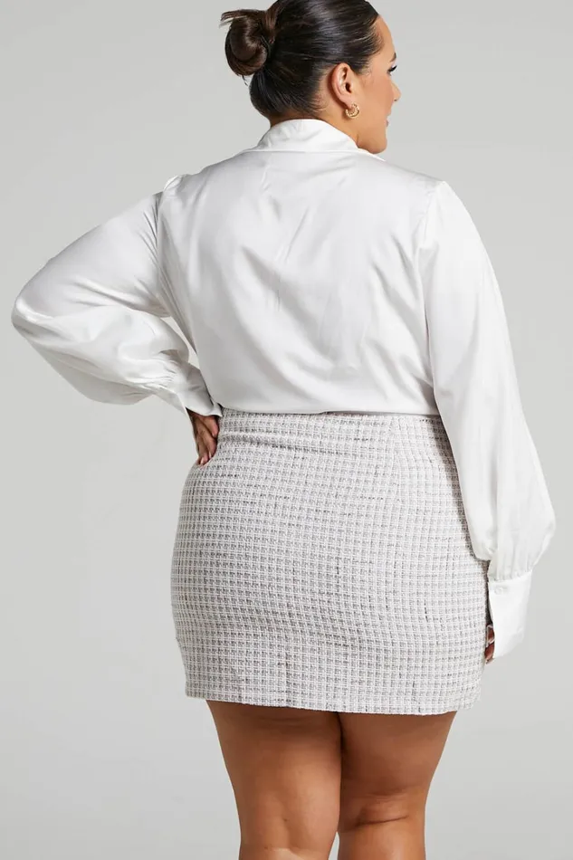 Prescy Mini Skirt 8211 Bouncle Double Pocket Front Tweed Skirt In Sand Women Showpo Curve Clothes