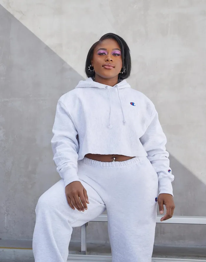 Reverse Weave CutOff Cropped Hoodie C Logo Black Women Champion Hoodies and Sweatshirts