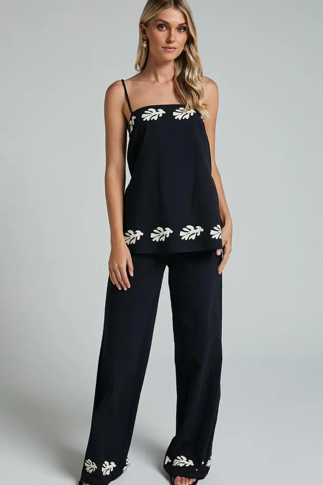 Runaway The Label 8211 Amalia Top In BlackSand Women Showpo Tops