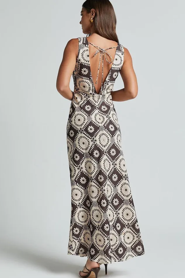 Ryhana Midi Dress 8211 Deep V Nick Sleeveless Slip Dress In Brown and Cream Geo Women Showpo Dresses