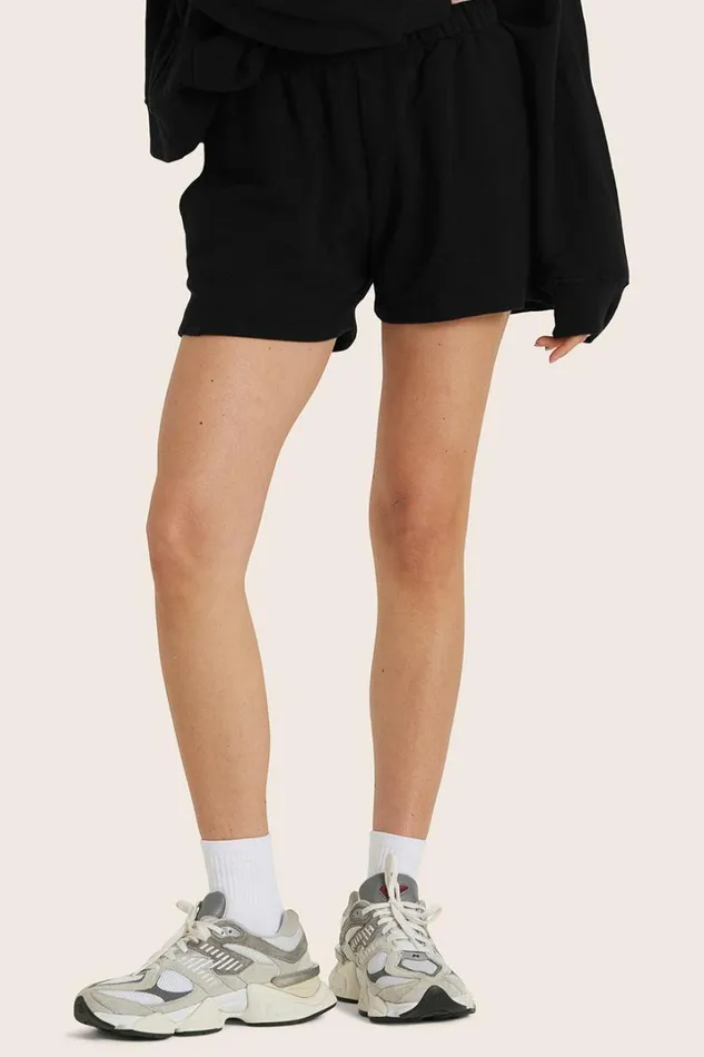 SET ACTIVE Sweats LIGHTWEIGHT SWEATS CLASSIC VINTAGE SWEAT SHORTS 8211 ONYX 8211 Women
