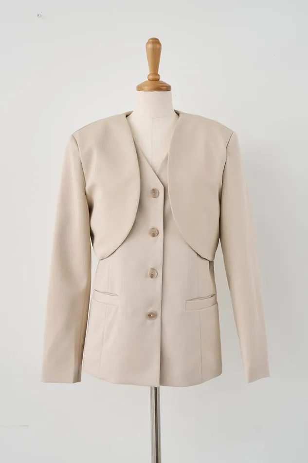 Storets Evie Cropped Open Jacket Women Jackets and Coats Storets Evie Cropped Open Jacket Women Jackets and Coats