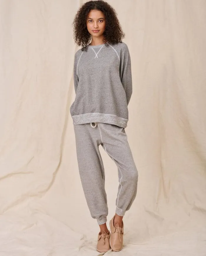 Tops Women039s The Great The Slouch Sweatshirt Varsity Grey